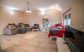 Apartment Stil Near Terme Paradiso